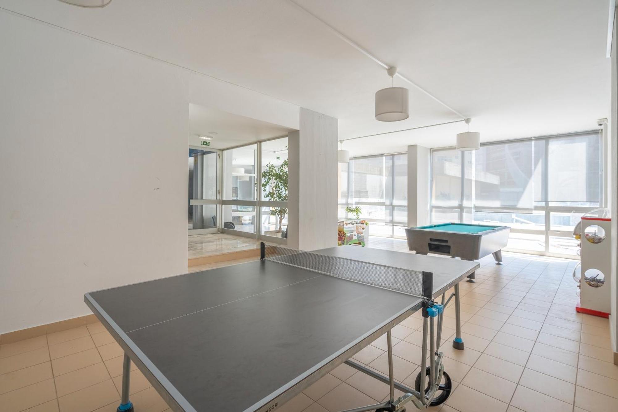 Modern Beach Apartment Portimão Exterior photo