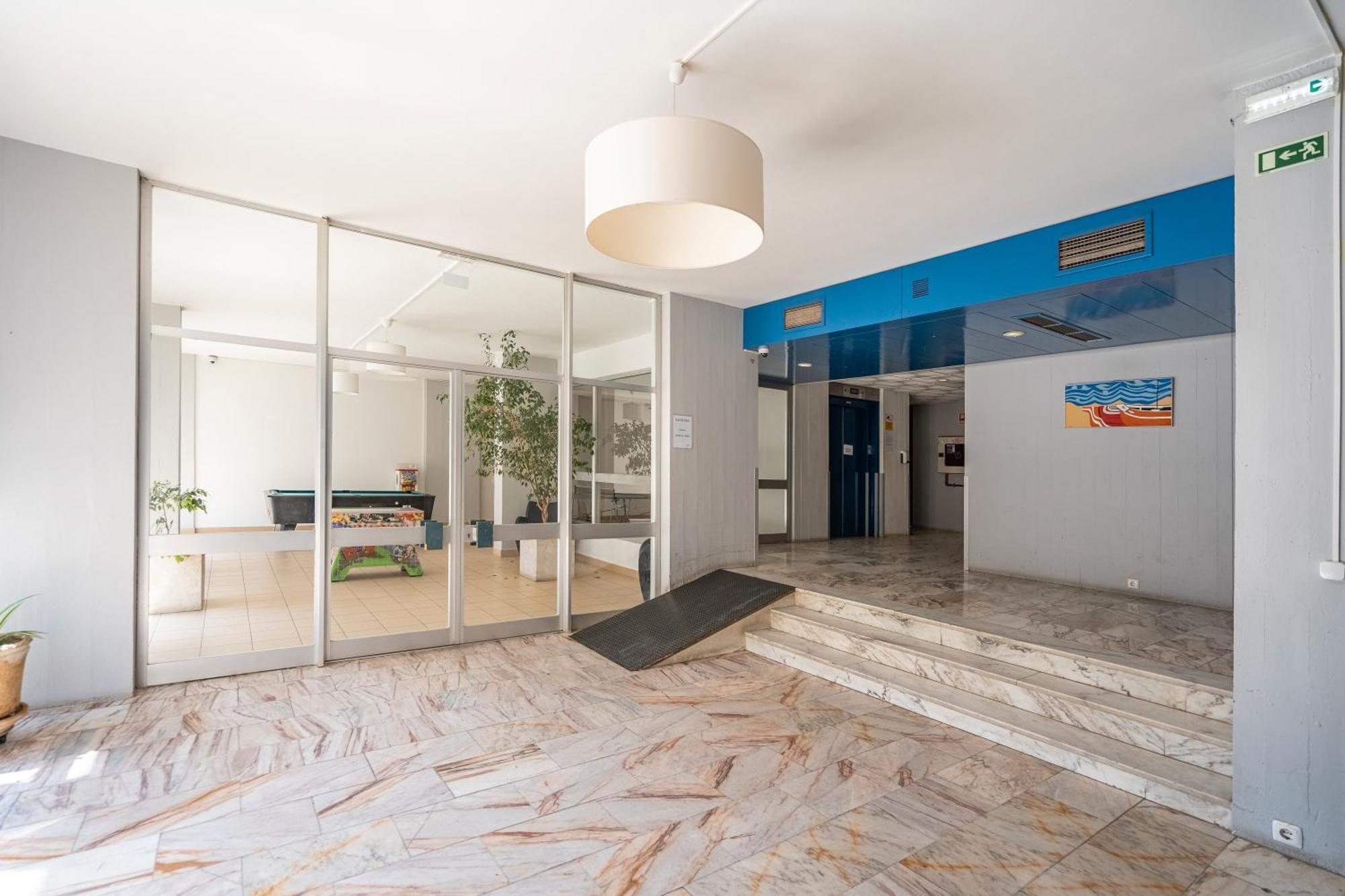 Modern Beach Apartment Portimão Exterior photo