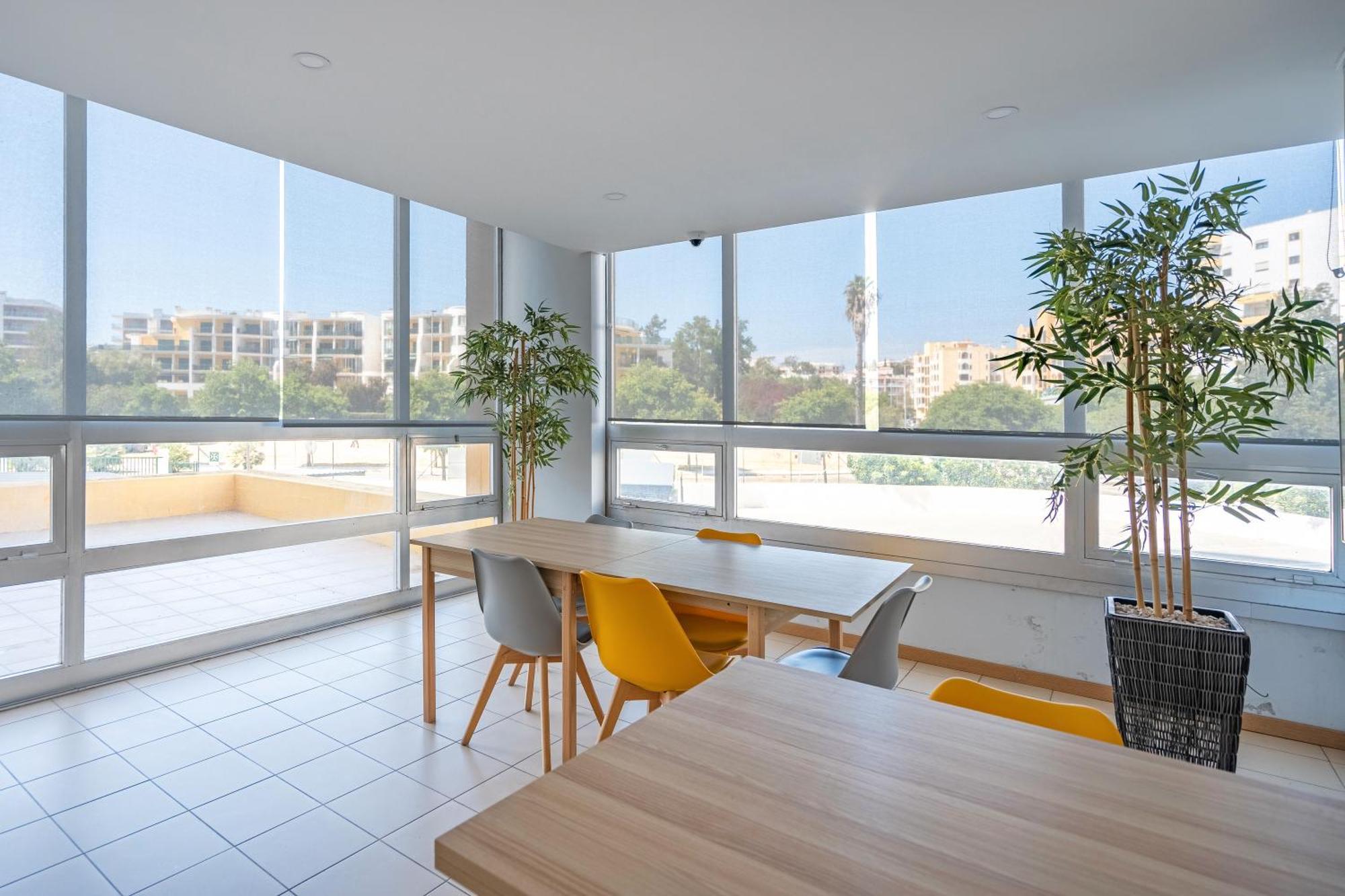 Modern Beach Apartment Portimão Exterior photo